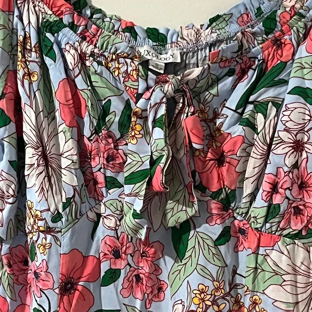 Luxology Soft Floral Dress Size S Blue Flowy Spring‎ Romance Midi Boho Chic NWT